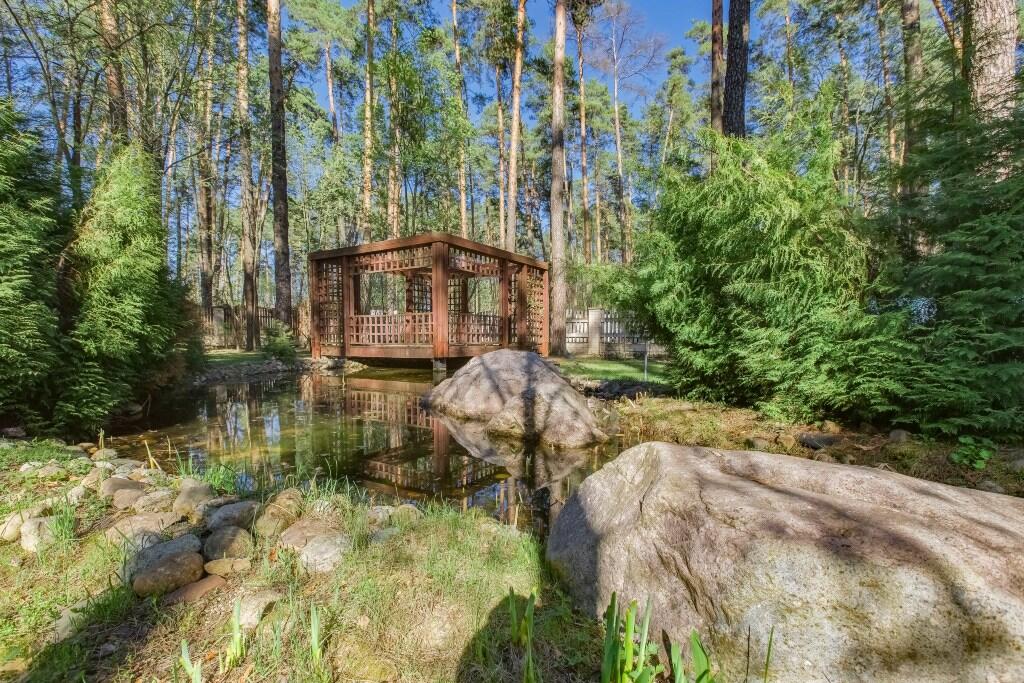 2-этажный коттедж 1 000 м² с отделкой