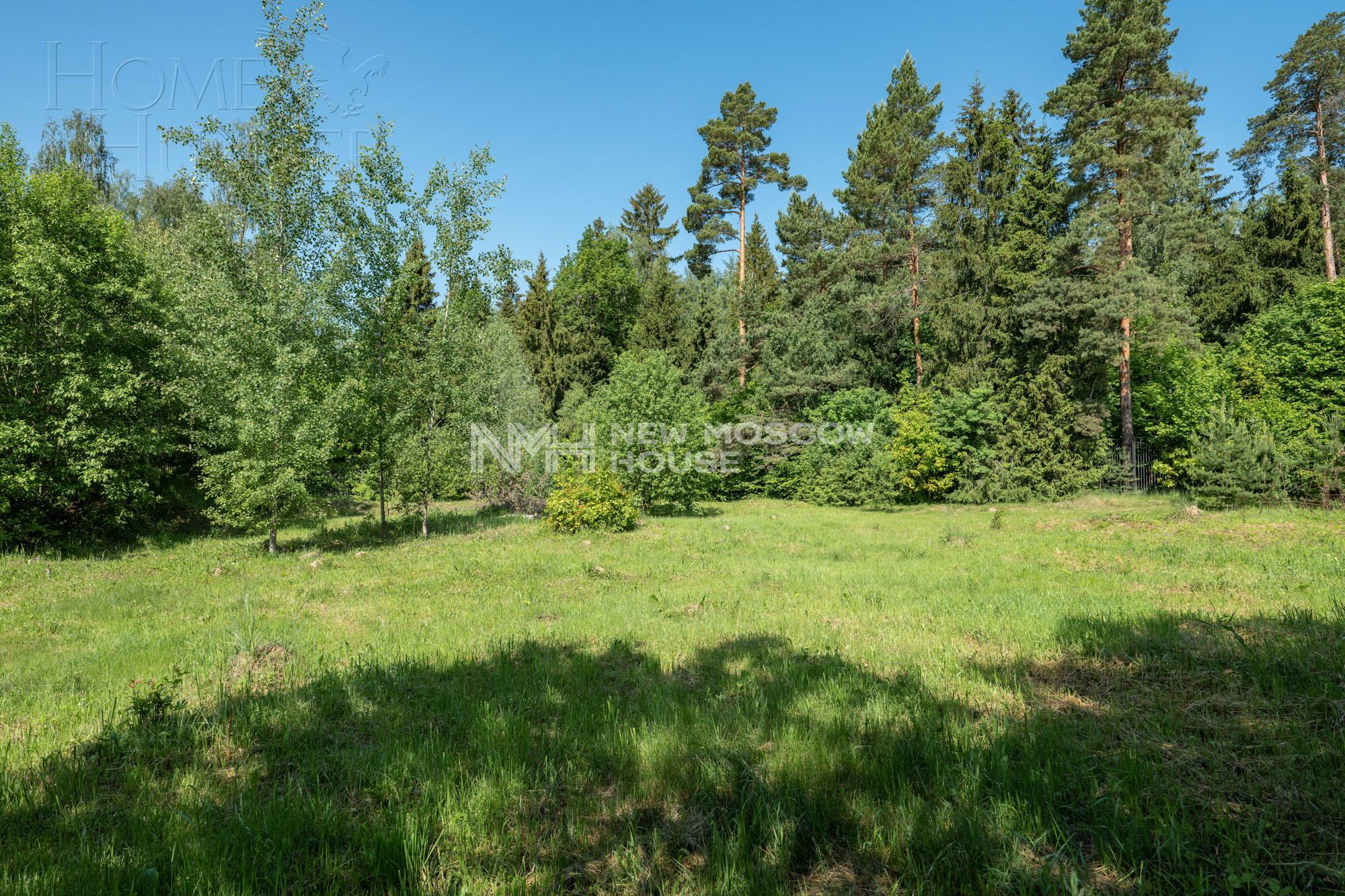 3-этажный коттедж 1 540 м² без отделки