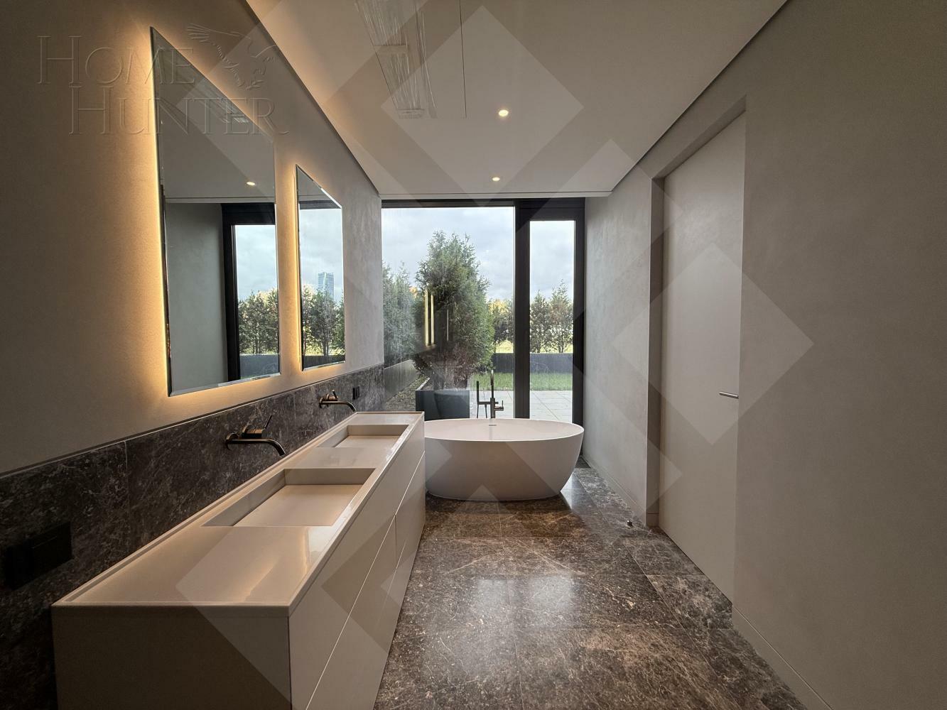4-КОМН. КВАРТИРА С ОТДЕЛКОЙ 161.5 М² НА 2 ЭТАЖЕ