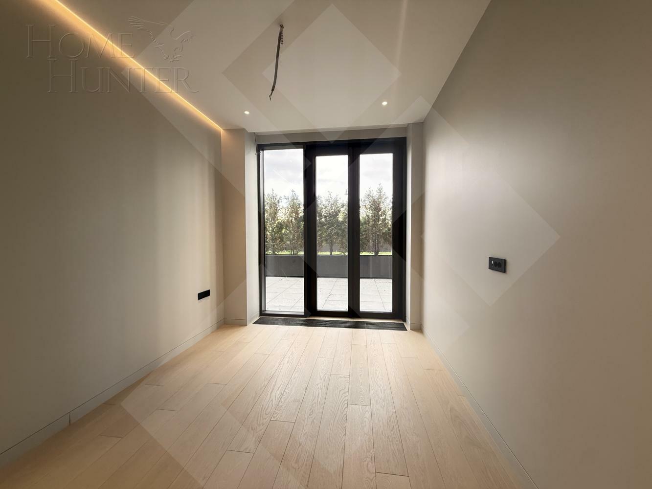4-КОМН. КВАРТИРА С ОТДЕЛКОЙ 161.5 М² НА 2 ЭТАЖЕ