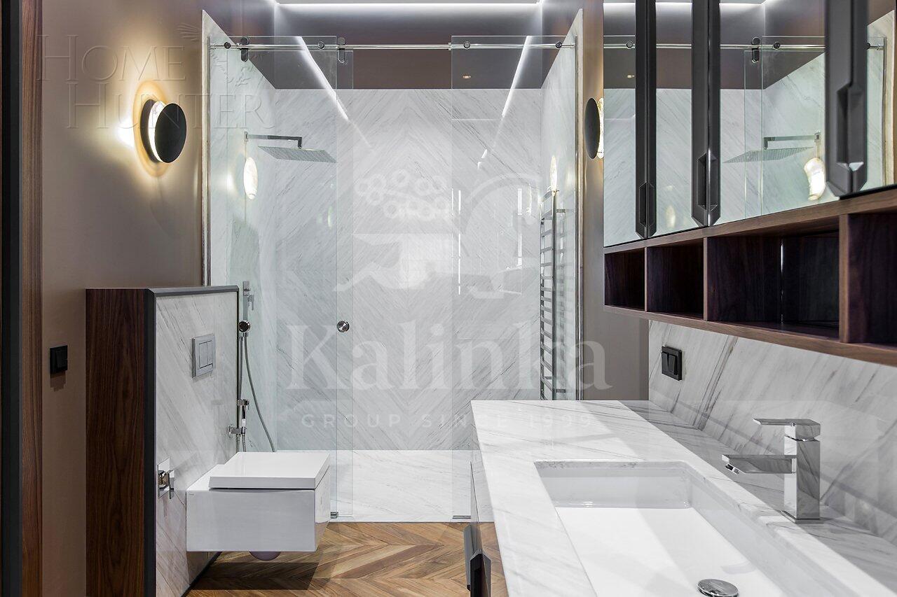 2-этажный коттедж 989.7 м² с отделкой