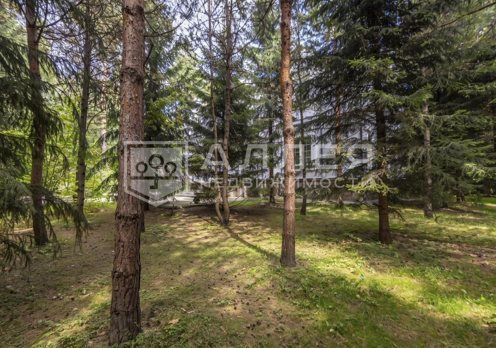 3-этажный коттедж 732.9 м² с отделкой