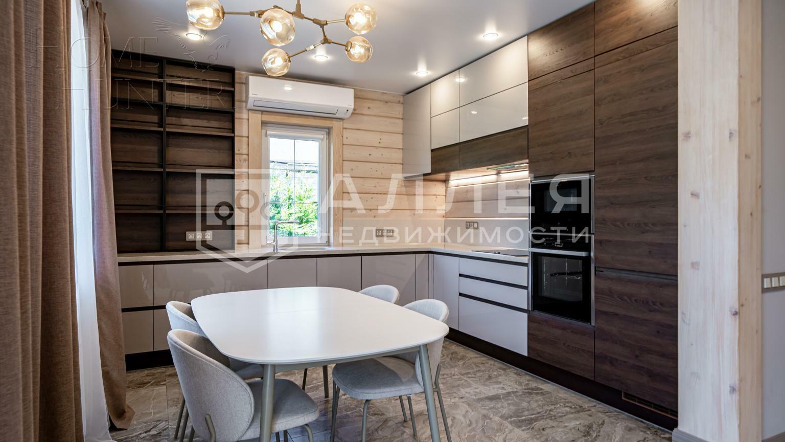 2-этажный коттедж 250 м² с отделкой