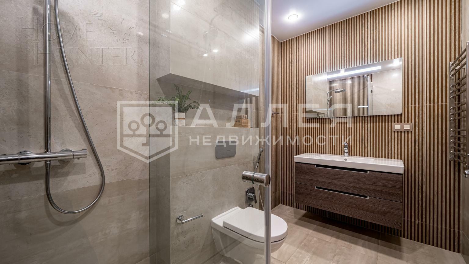 2-этажный коттедж 250 м² с отделкой