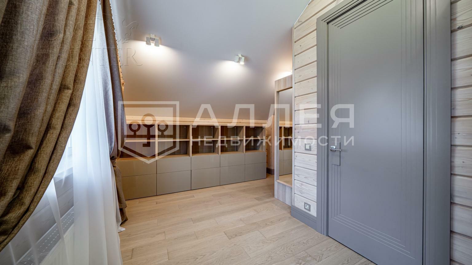2-этажный коттедж 250 м² с отделкой