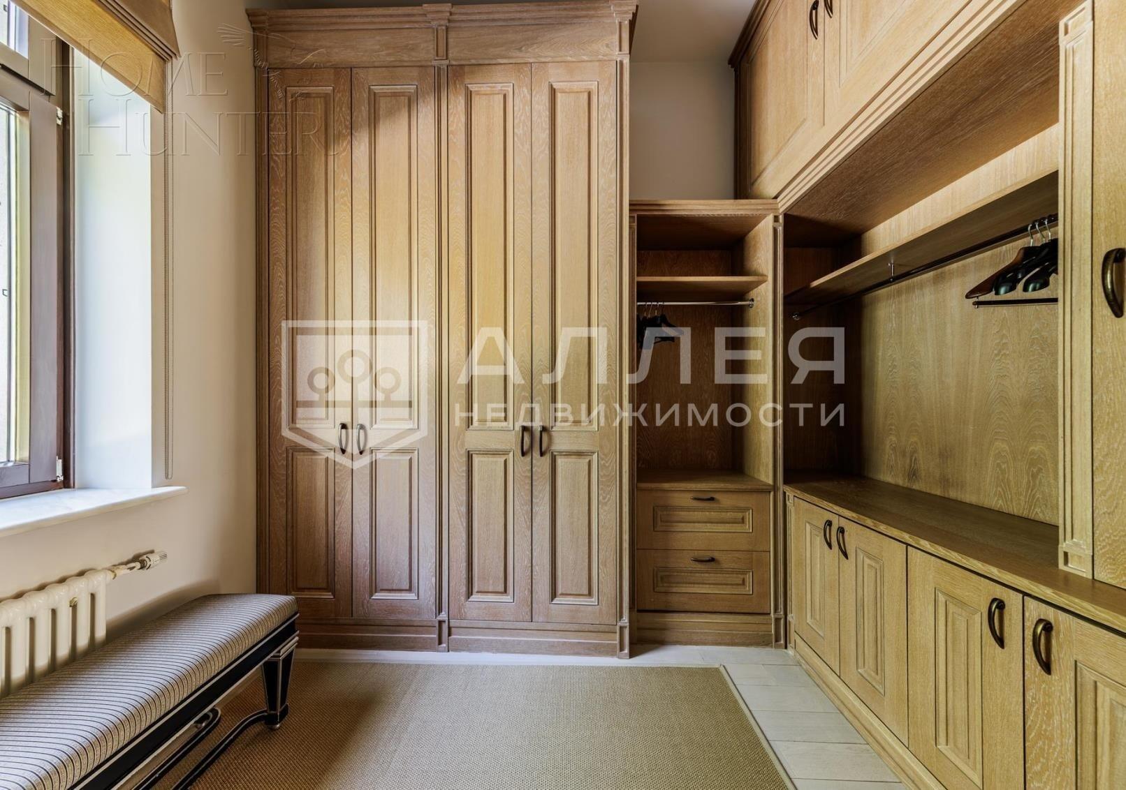 2-этажный таунхаус 358 м² с отделкой