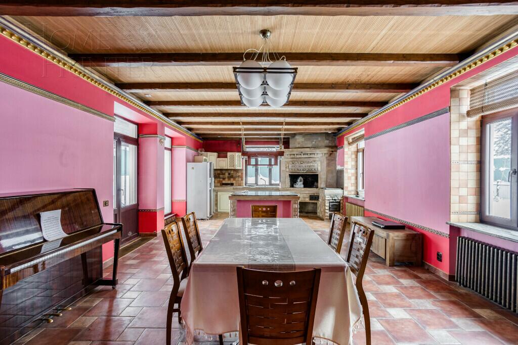 2-этажный коттедж 760 м² с отделкой