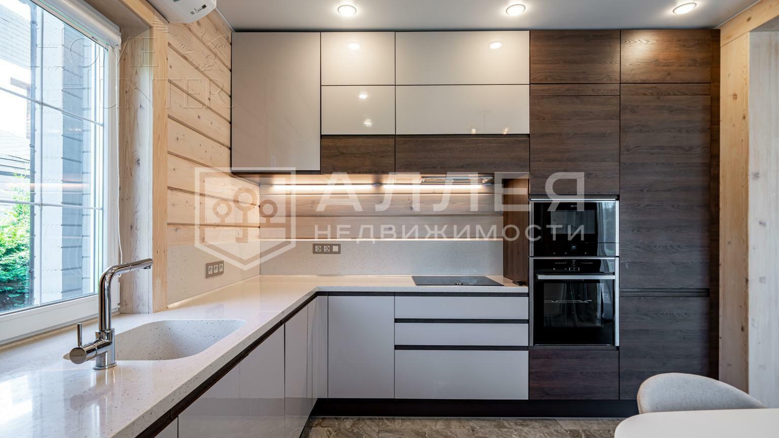 2-этажный коттедж 250 м² с отделкой