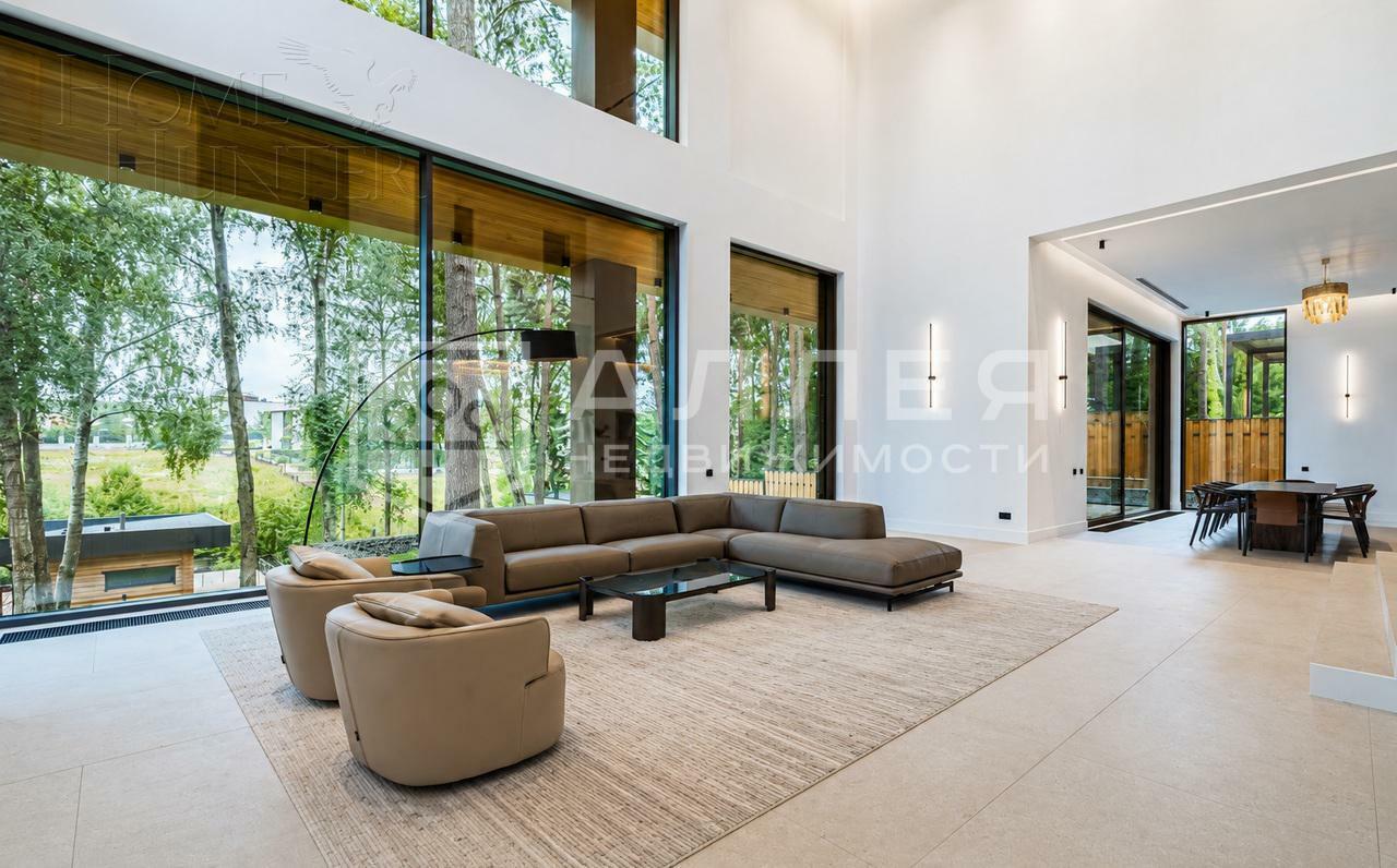 3-этажный коттедж 1 250 м² с отделкой