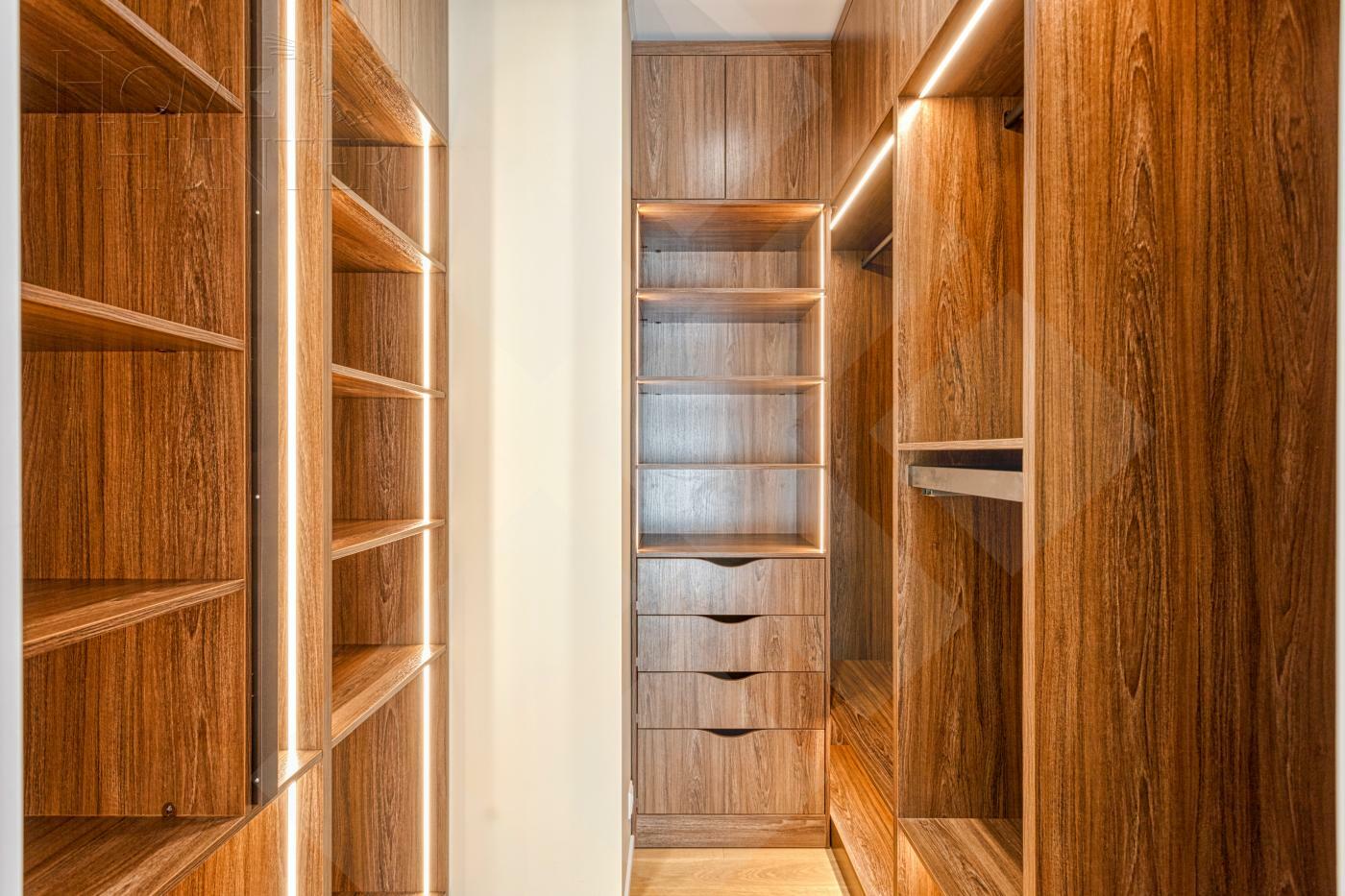 4-КОМН. КВАРТИРА С ОТДЕЛКОЙ 159 М² НА 27 ЭТАЖЕ