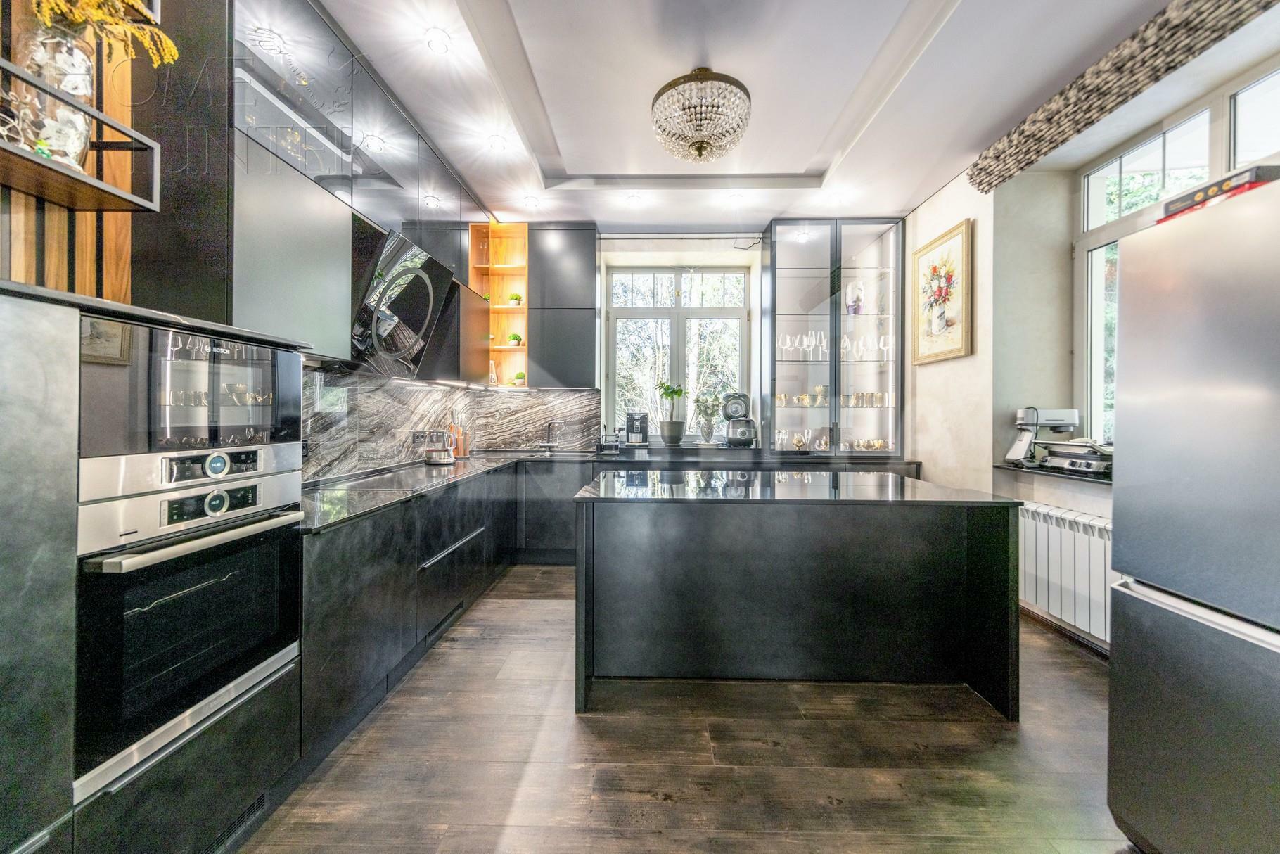 КОТТЕДЖ 450 м² с отделкой