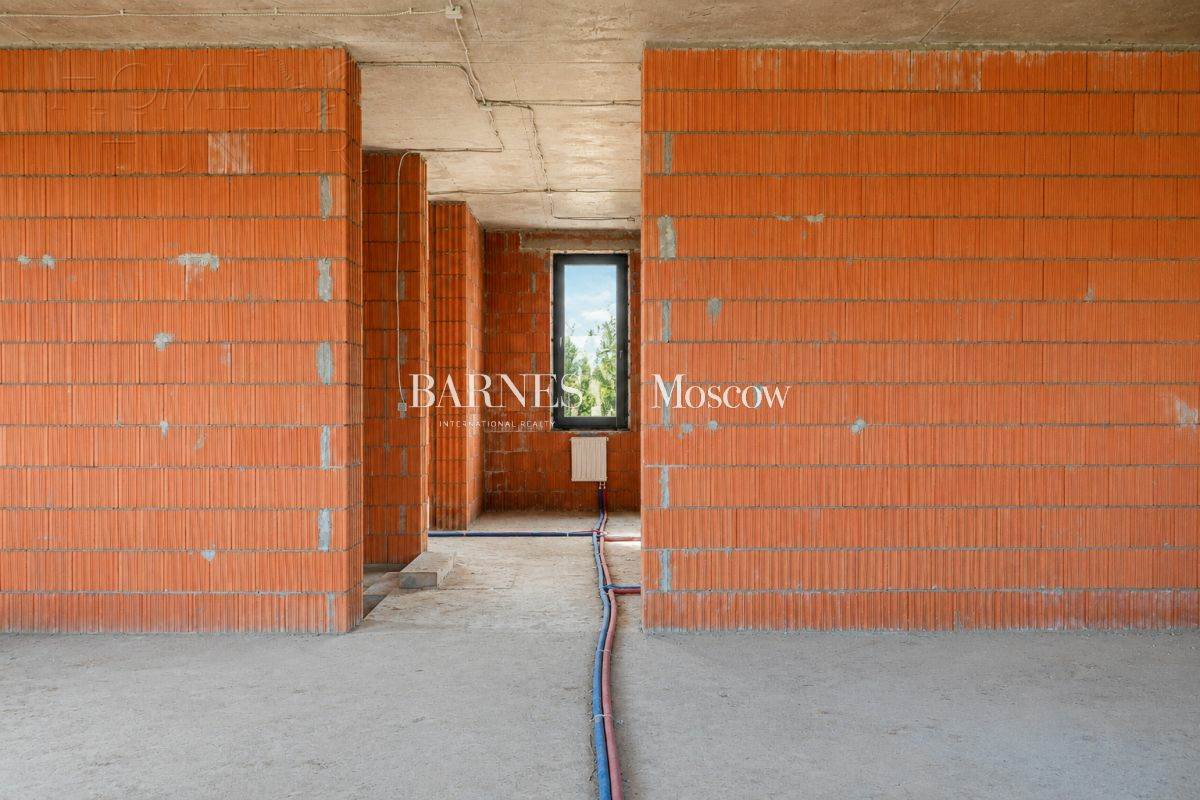 2-этажный коттедж 290.6 м² без отделки