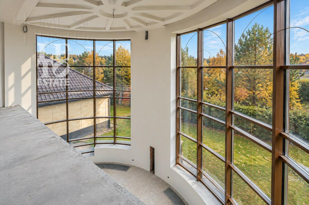 1-этажный коттедж 740 м² без отделки