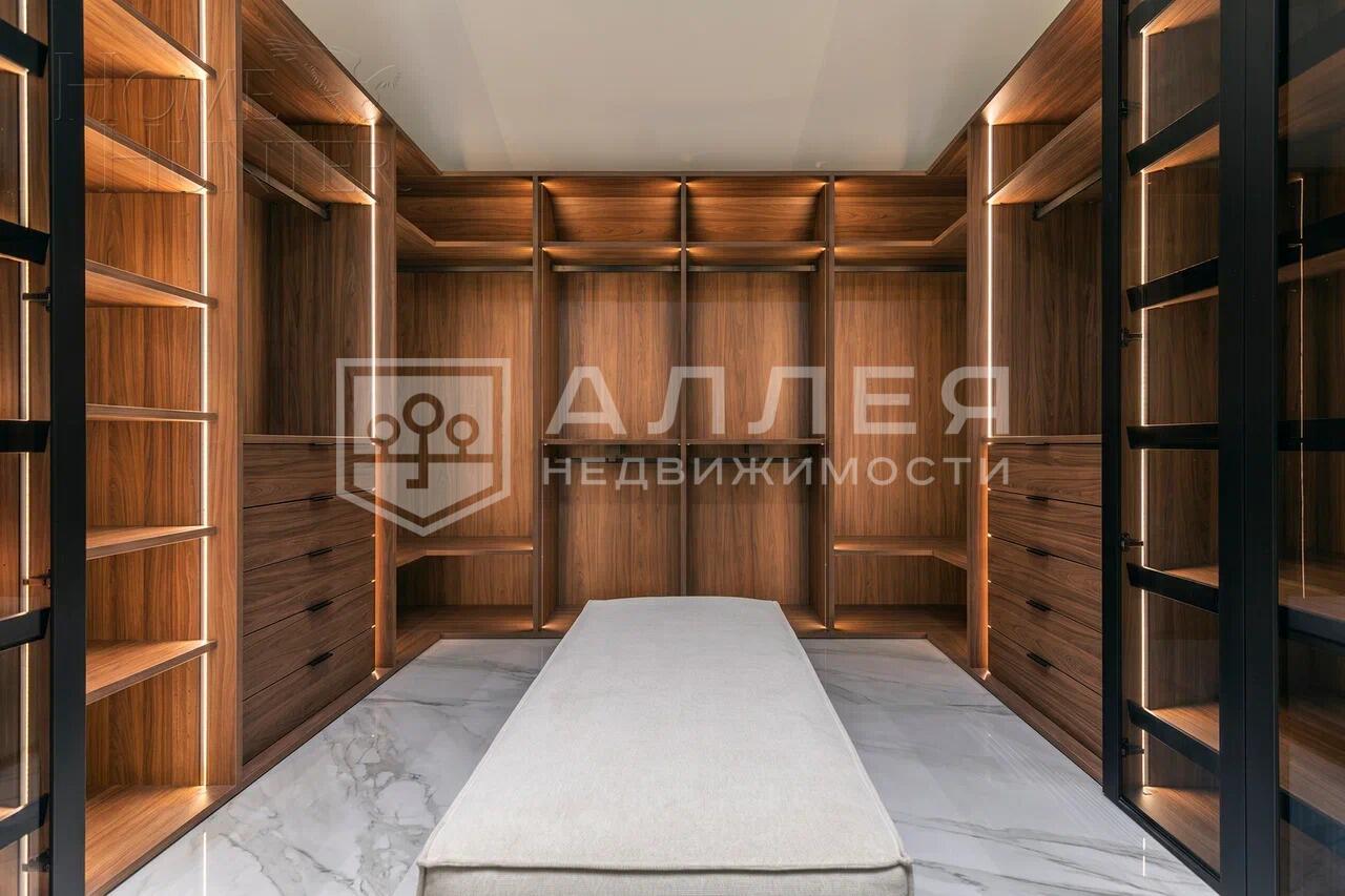 2-этажный коттедж 707 м² с отделкой