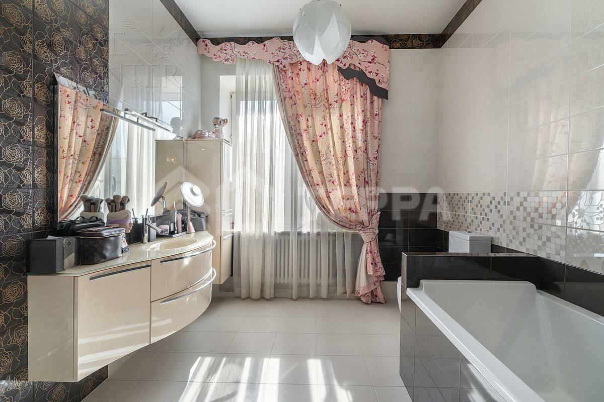 КОТТЕДЖ 450 м² с отделкой