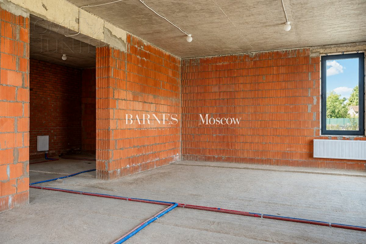 2-этажный коттедж 290.6 м² без отделки