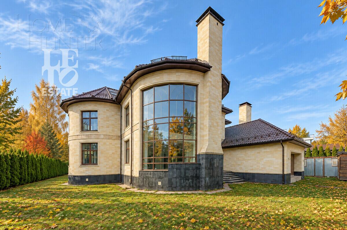 1-этажный коттедж 740 м² без отделки