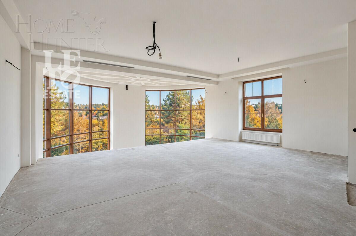1-этажный коттедж 740 м² без отделки