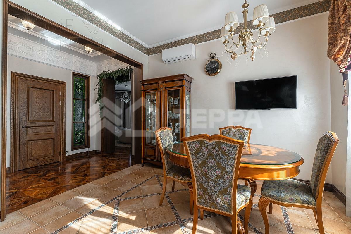 КОТТЕДЖ 450 м² с отделкой