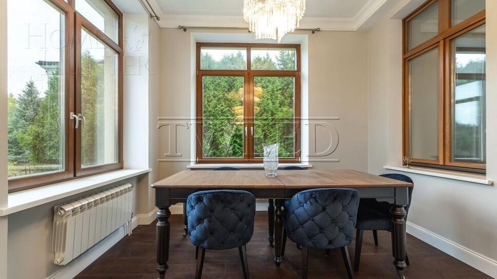 2-этажный коттедж 400 м² с отделкой