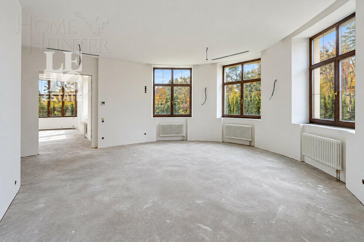 1-этажный коттедж 740 м² без отделки