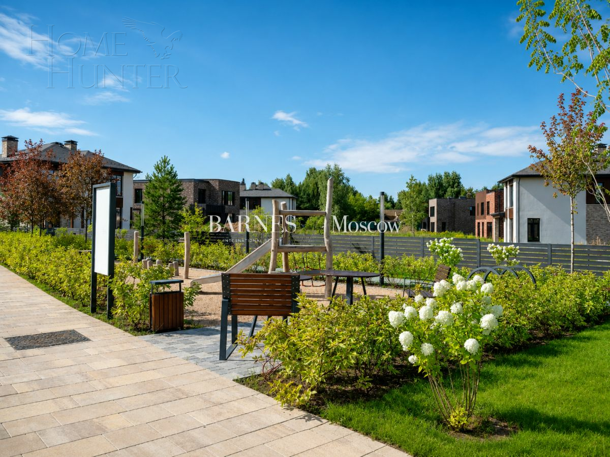 2-этажный коттедж 290.6 м² без отделки