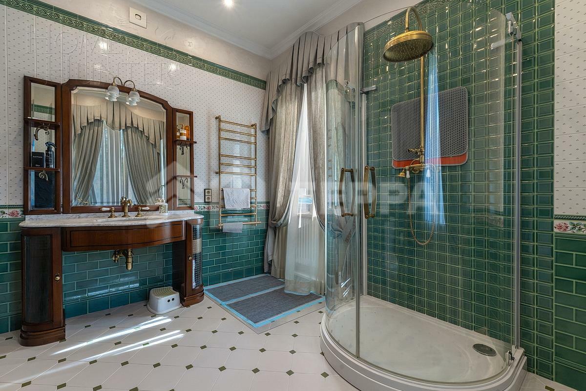 КОТТЕДЖ 450 м² с отделкой