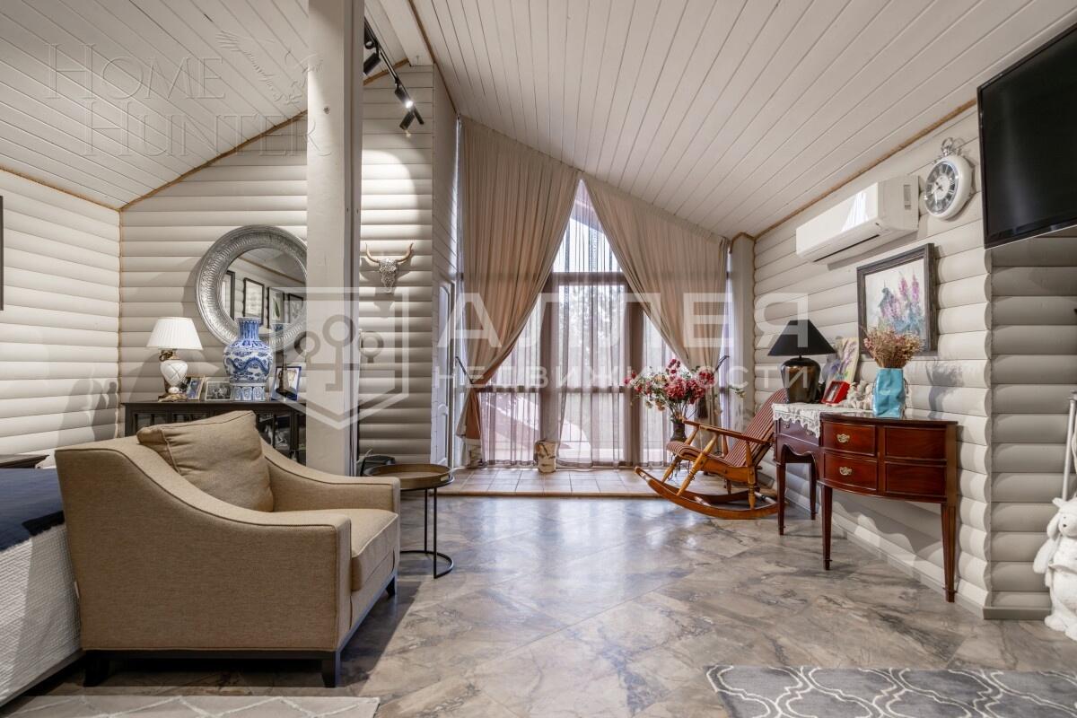 3-этажный коттедж 650 м² с отделкой