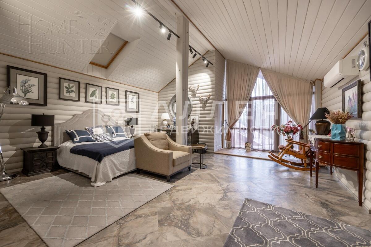 3-этажный коттедж 650 м² с отделкой