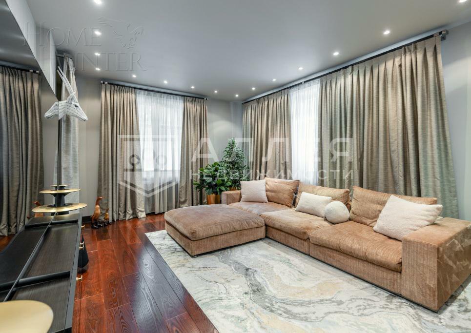 2-этажный коттедж 656 м² с отделкой