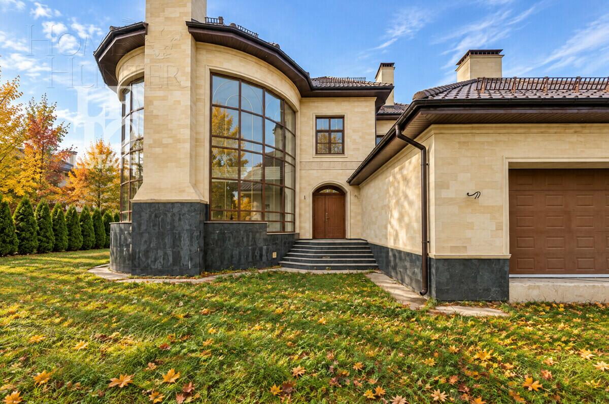1-этажный коттедж 740 м² без отделки