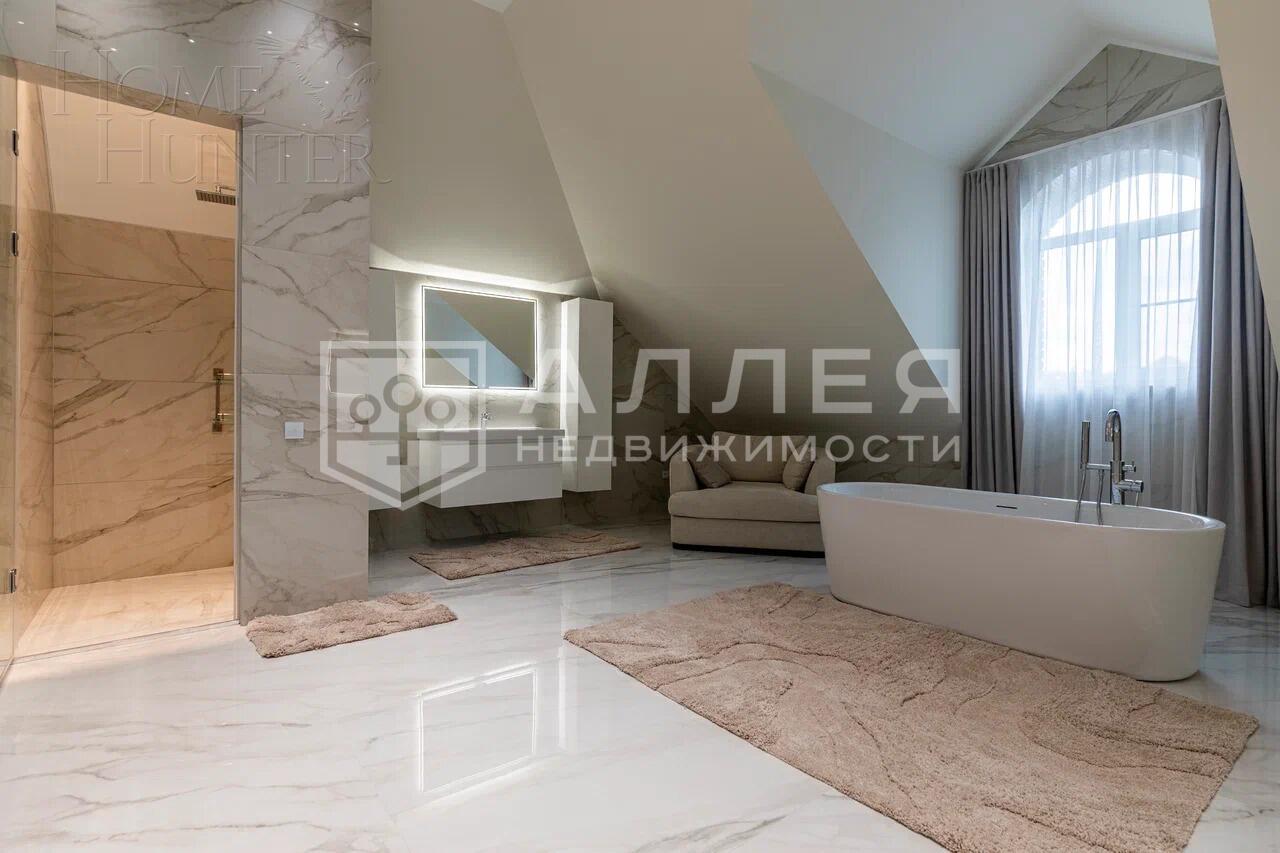 2-этажный коттедж 707 м² с отделкой