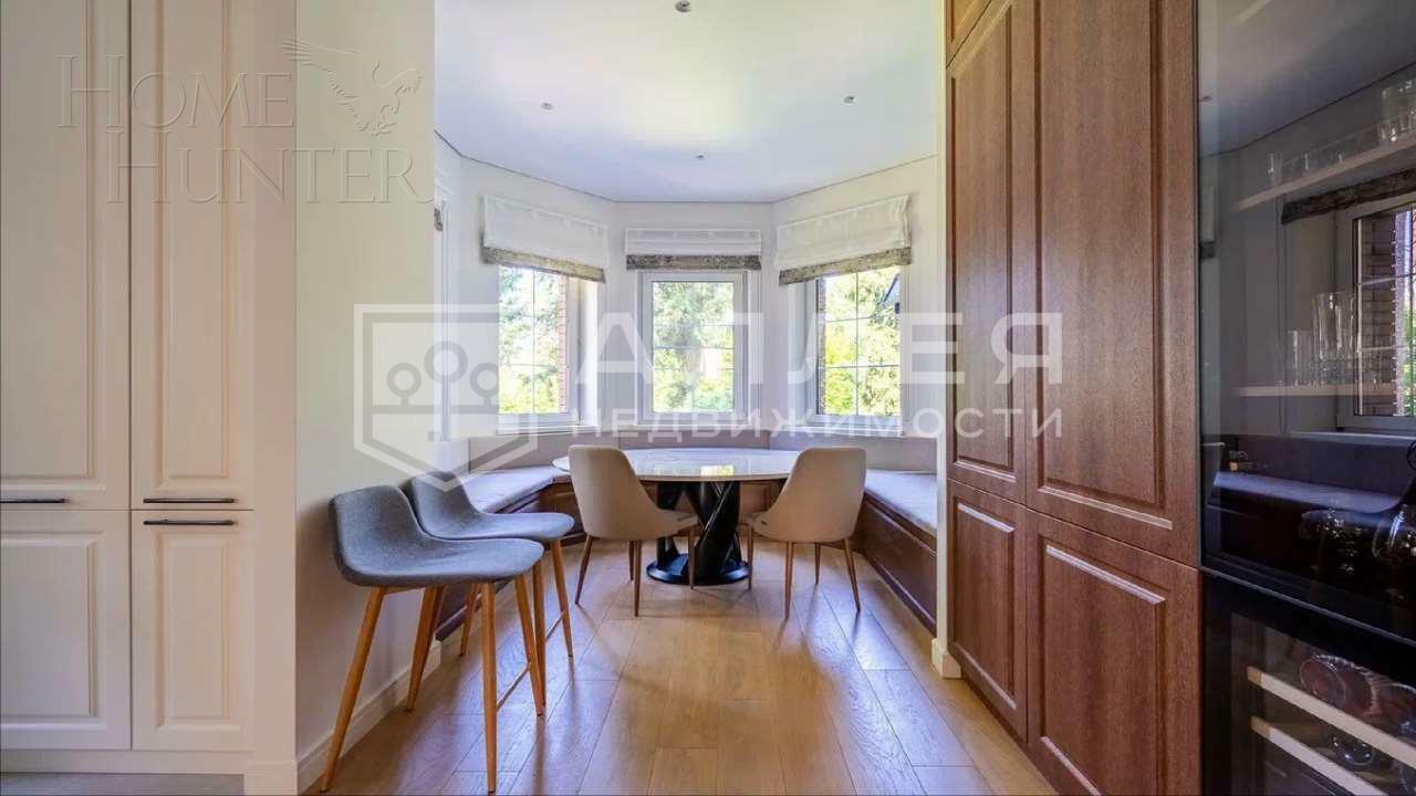 3-этажный коттедж 422 м² с отделкой