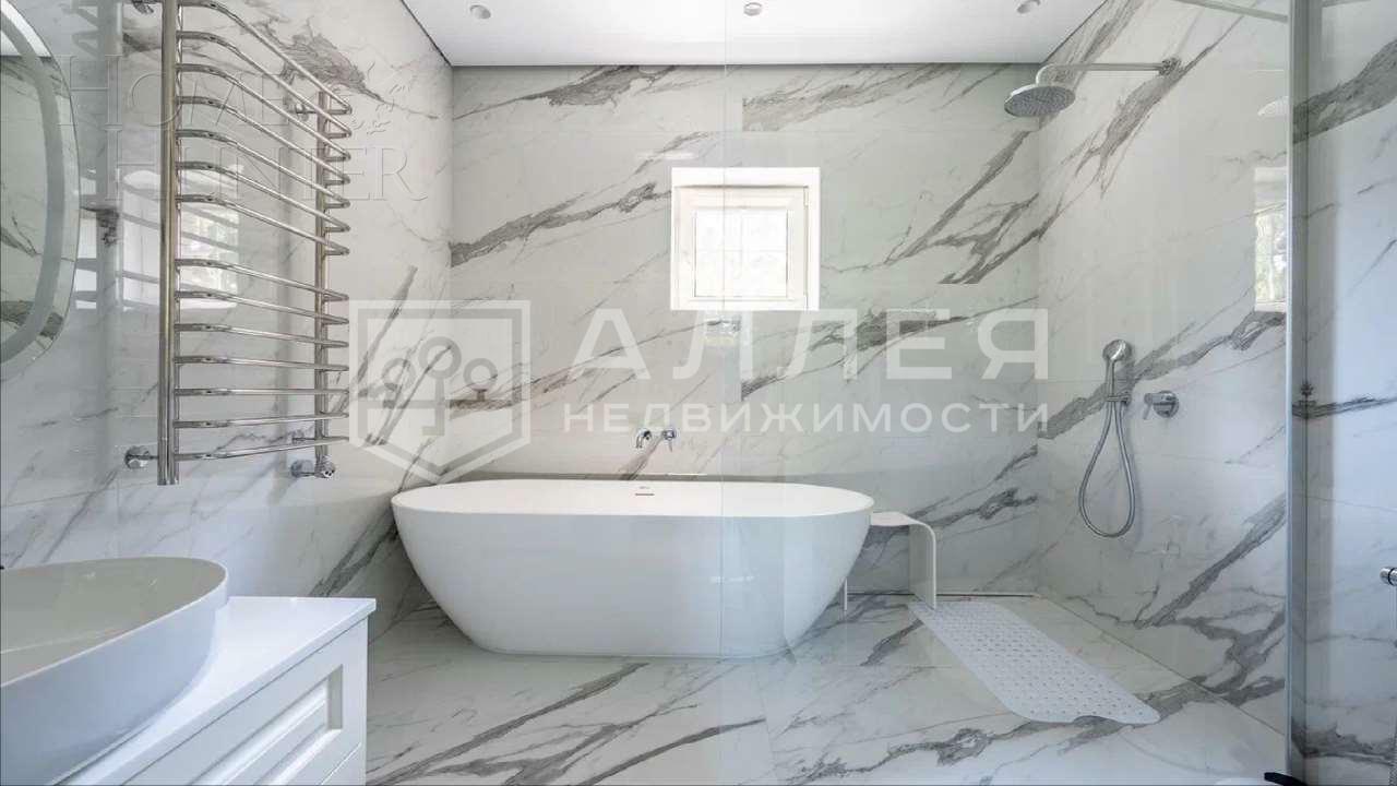 3-этажный коттедж 422 м² с отделкой