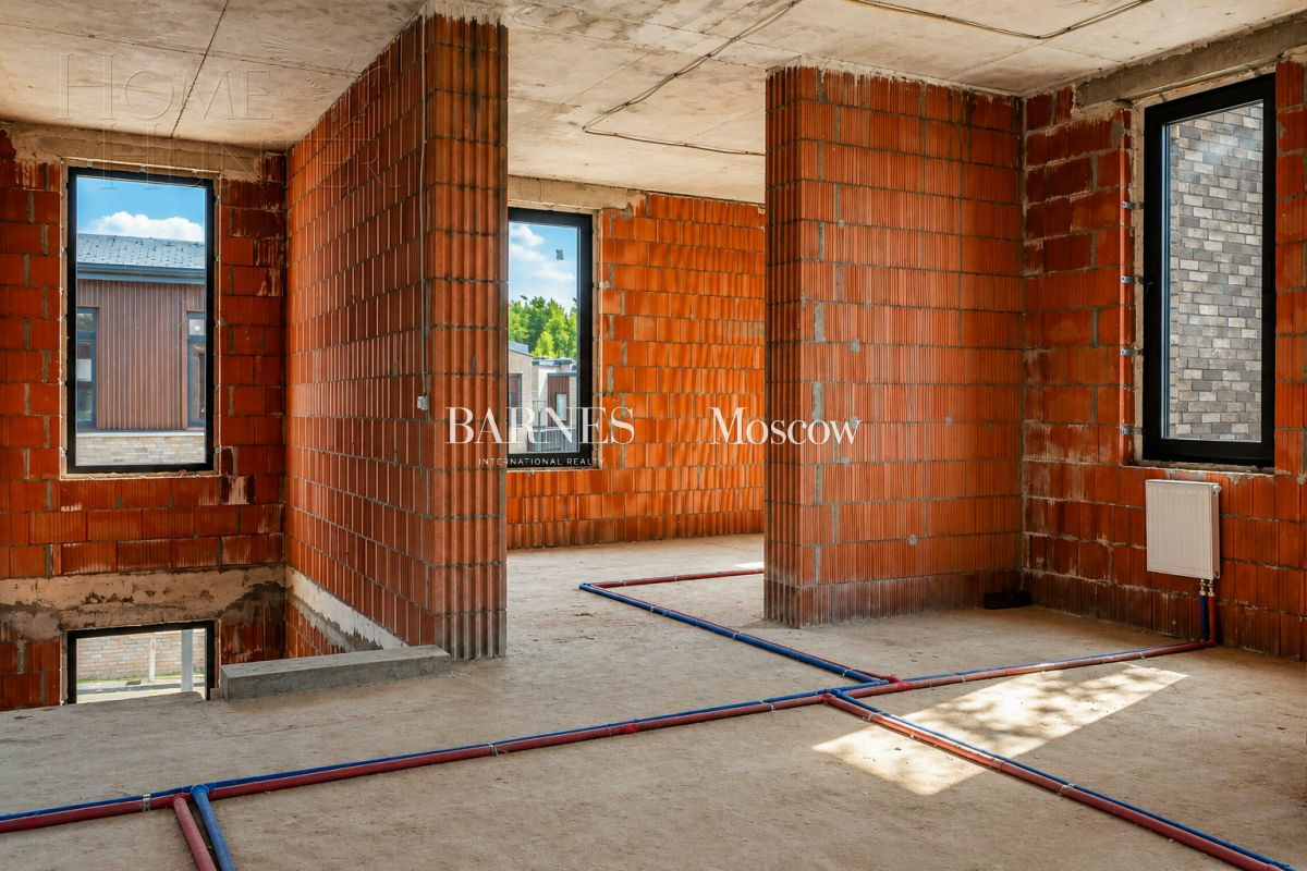 2-этажный коттедж 290.6 м² без отделки