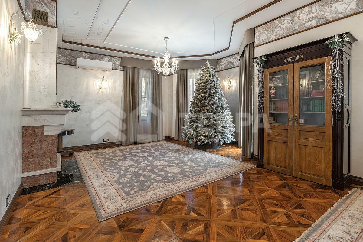 КОТТЕДЖ 450 м² с отделкой