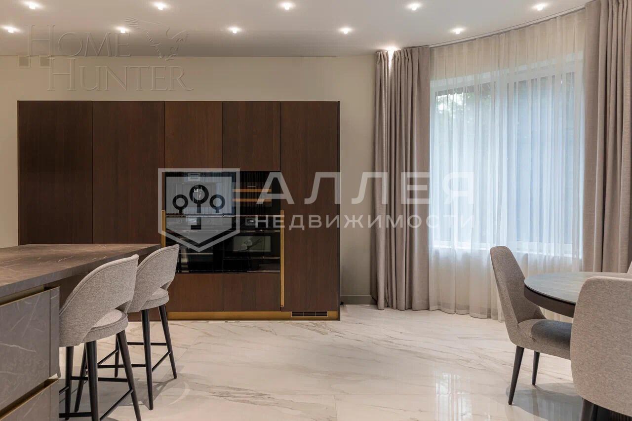 2-этажный коттедж 707 м² с отделкой