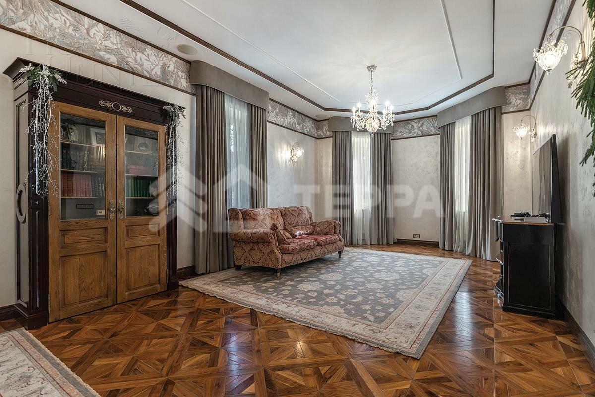 КОТТЕДЖ 450 м² с отделкой