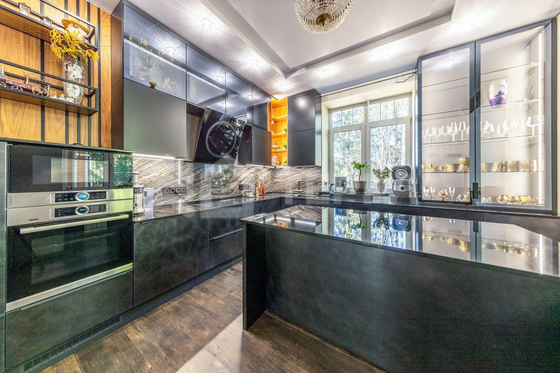 КОТТЕДЖ 450 м² с отделкой