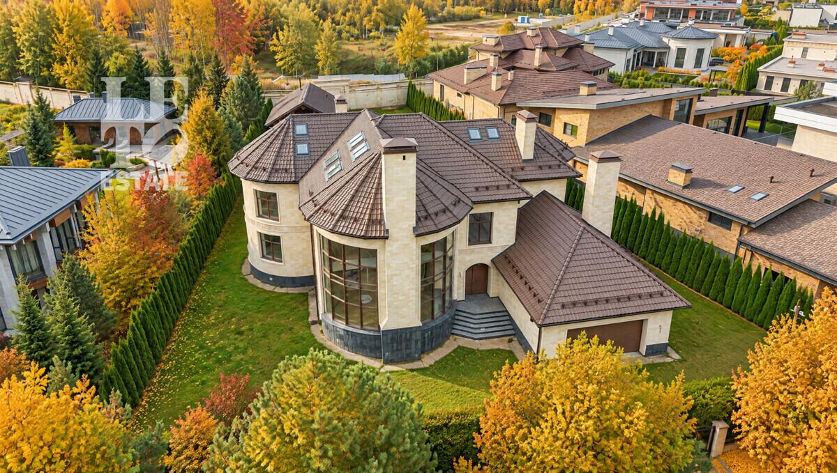 1-этажный коттедж 740 м² без отделки