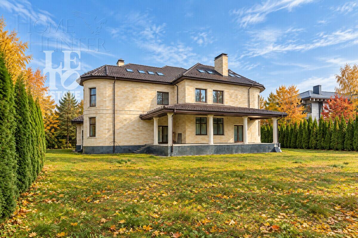 1-этажный коттедж 740 м² без отделки