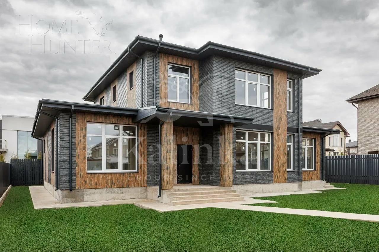 2-этажный коттедж 302 м² без отделки