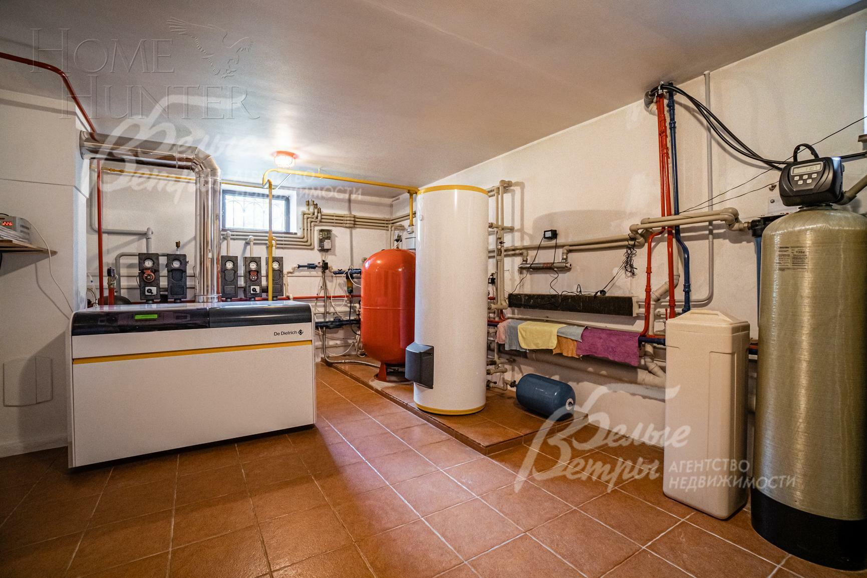 4-этажный коттедж 880 м² с отделкой