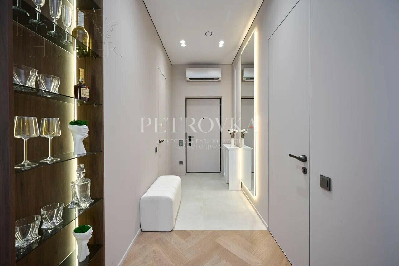 4-КОМН. КВАРТИРА С ОТДЕЛКОЙ 97.5 М² НА 17 ЭТАЖЕ