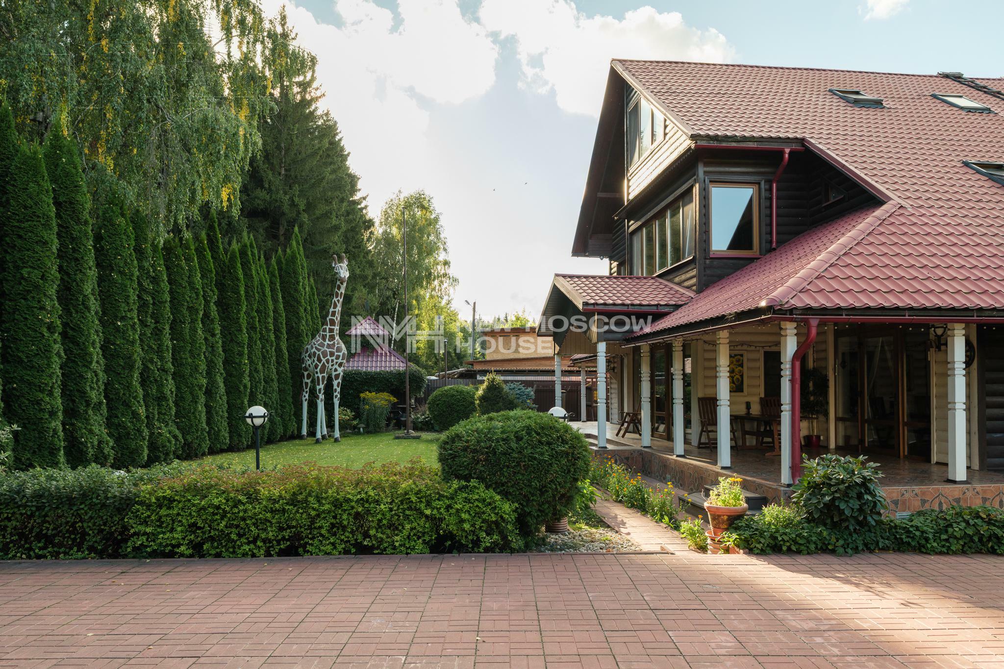 3-этажный коттедж 356.5 м² с отделкой