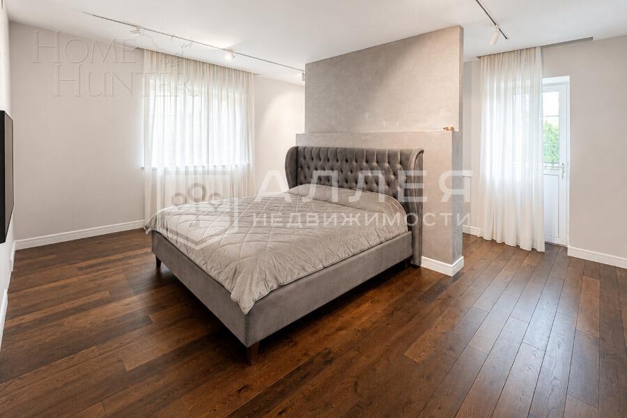 2-этажный коттедж 560 м² с отделкой