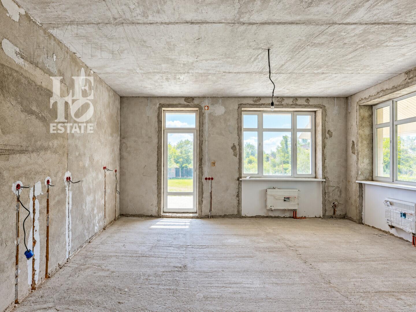 1-этажный коттедж 640 м² без отделки