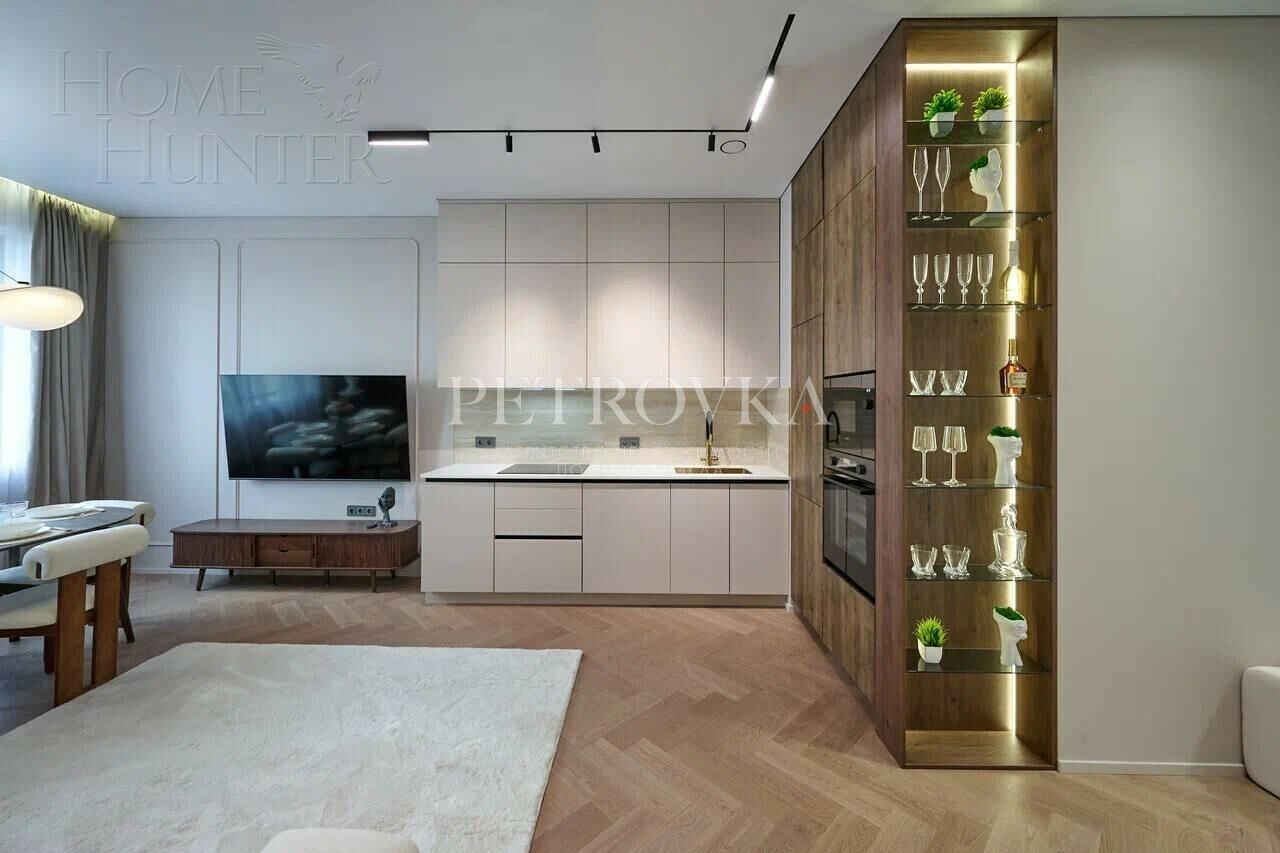 4-КОМН. КВАРТИРА С ОТДЕЛКОЙ 97.5 М² НА 17 ЭТАЖЕ