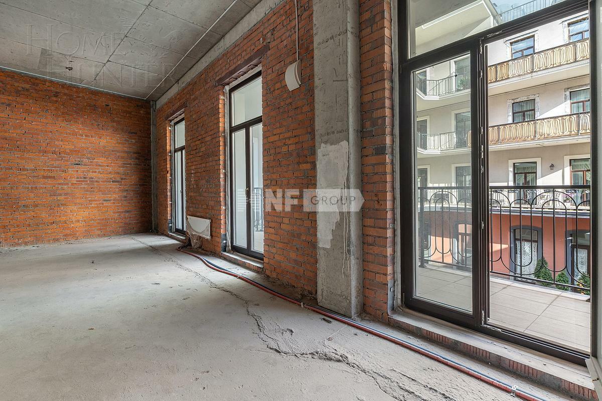 5-КОМН. АПАРТАМЕНТЫ БЕЗ ОТДЕЛКИ 284.8 М² НА 2 ЭТАЖЕ