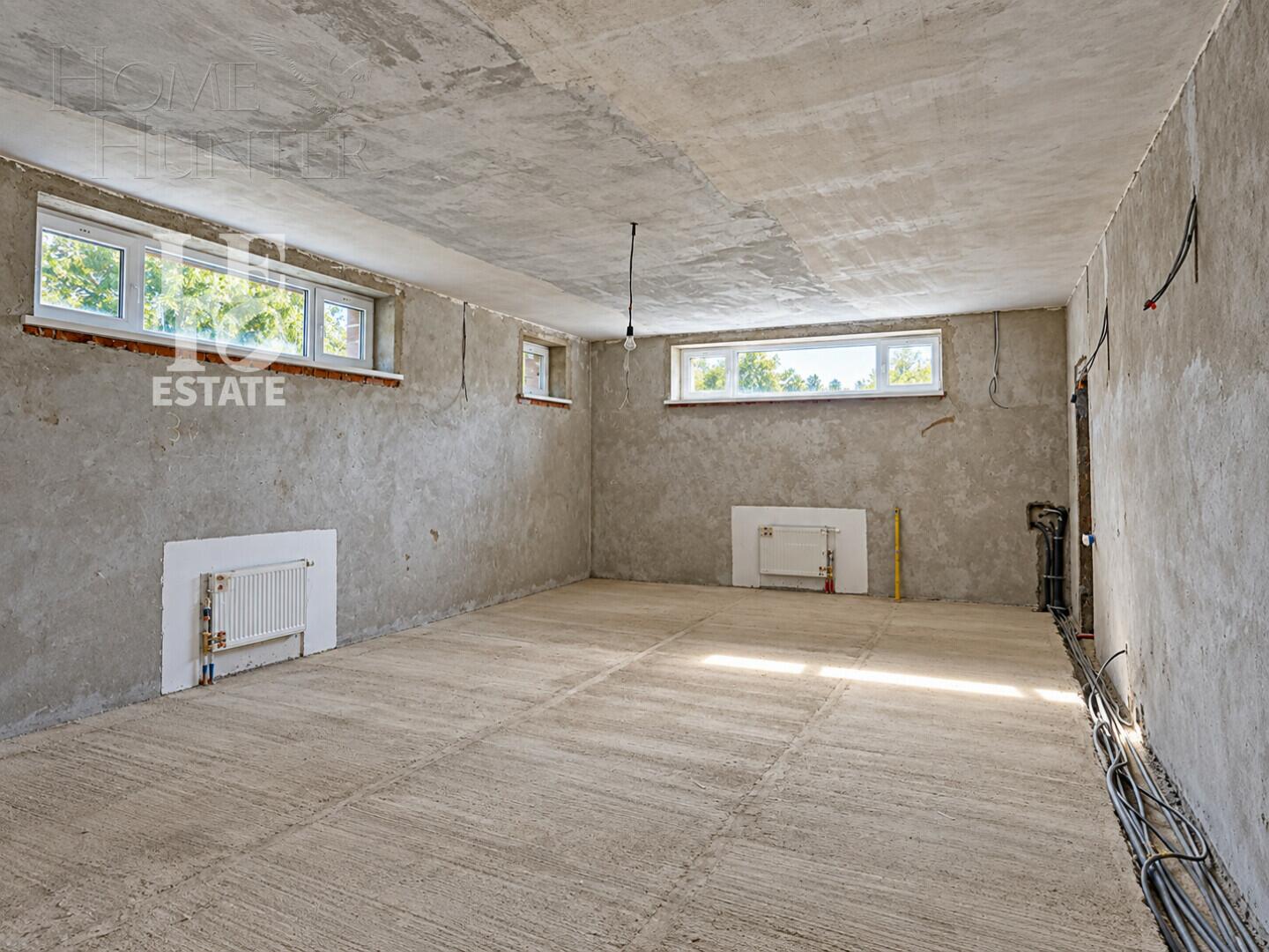1-этажный коттедж 640 м² без отделки